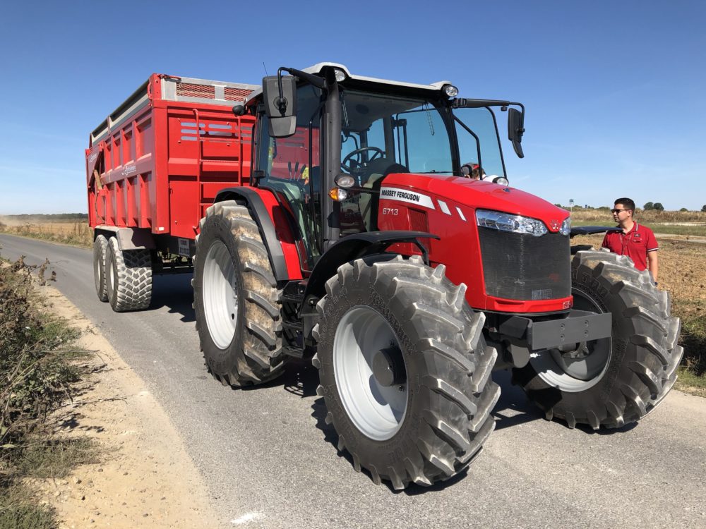 Massey Ferguson 6713 Finalista Tractor of The Year 2019